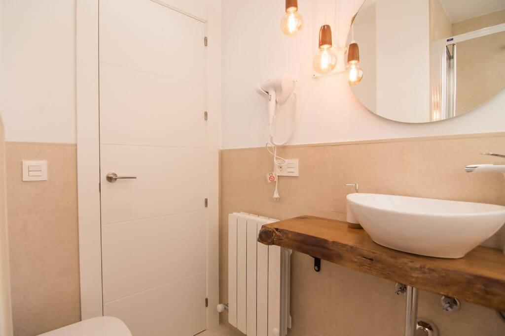Amplio Y Moderno Apartamento En El Centro Гранада Экстерьер фото