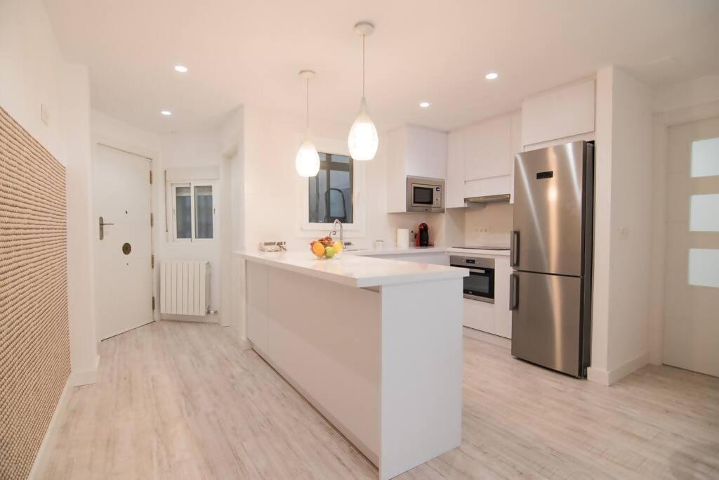 Amplio Y Moderno Apartamento En El Centro Гранада Экстерьер фото