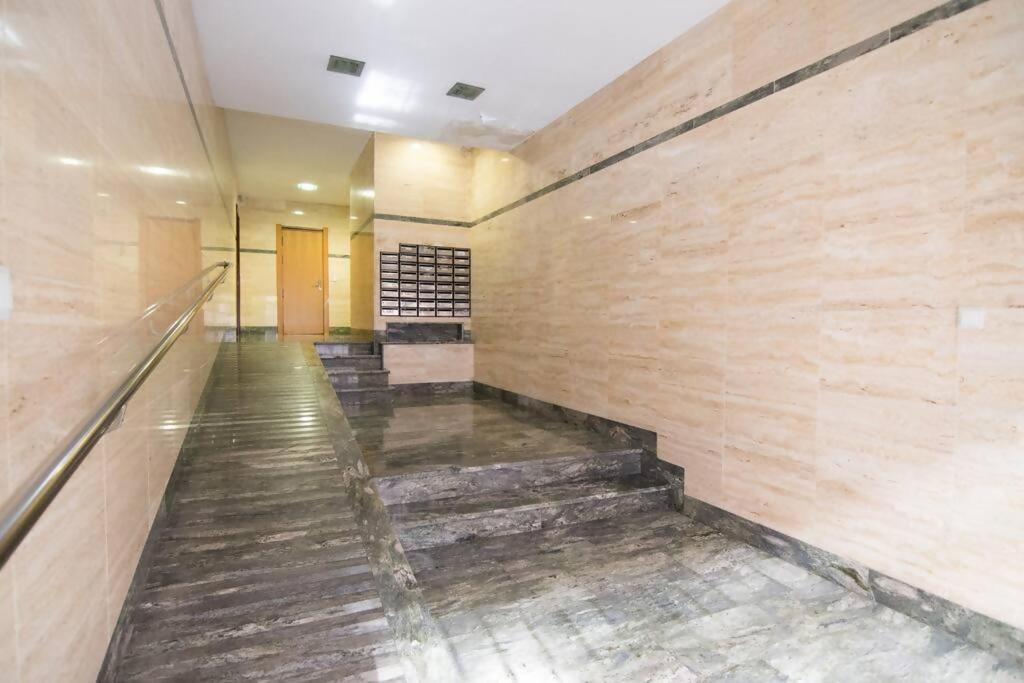 Amplio Y Moderno Apartamento En El Centro Гранада Экстерьер фото